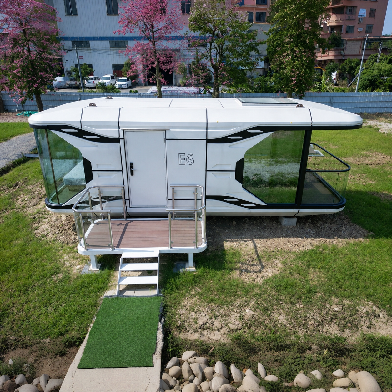 Capsule House E6