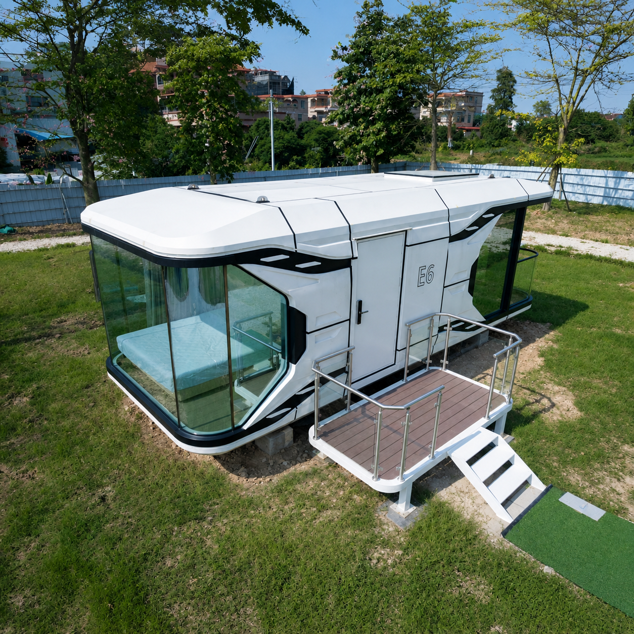 Capsule House E6