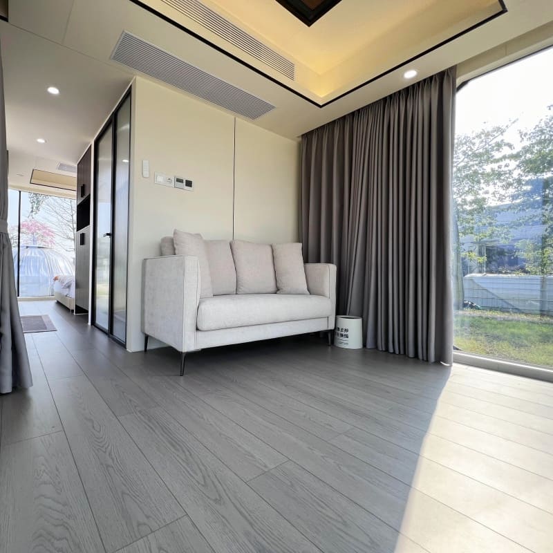 Capsule House E6