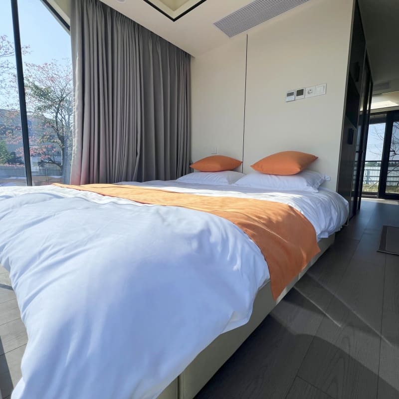 Capsule House E6