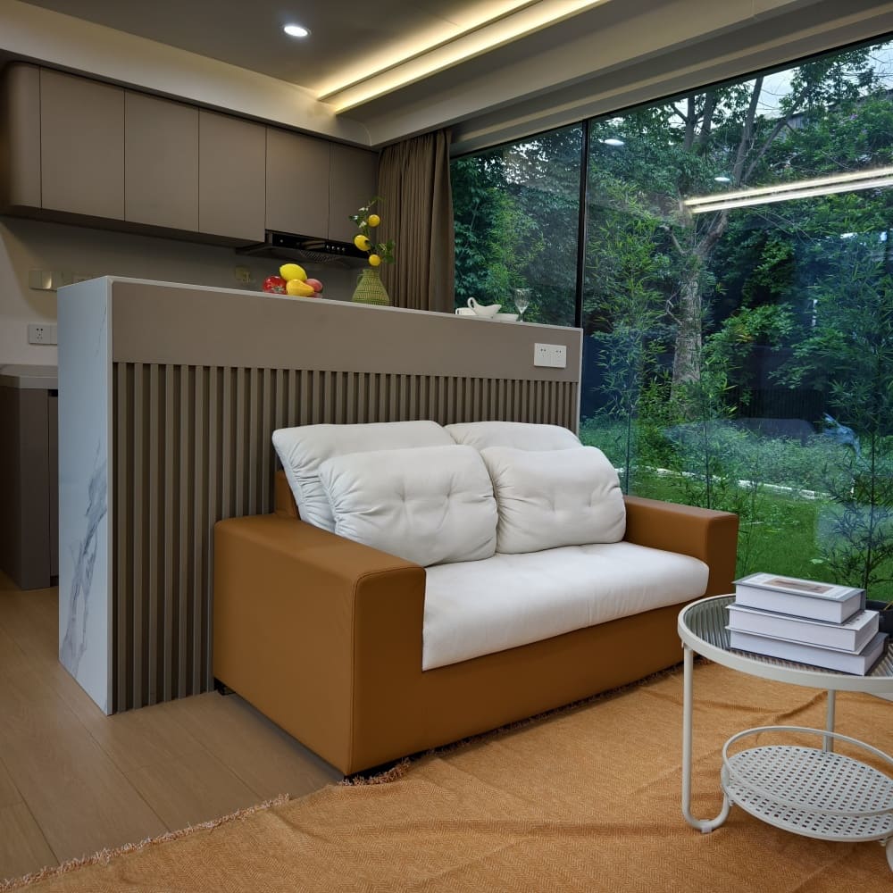Capsule House Model D8