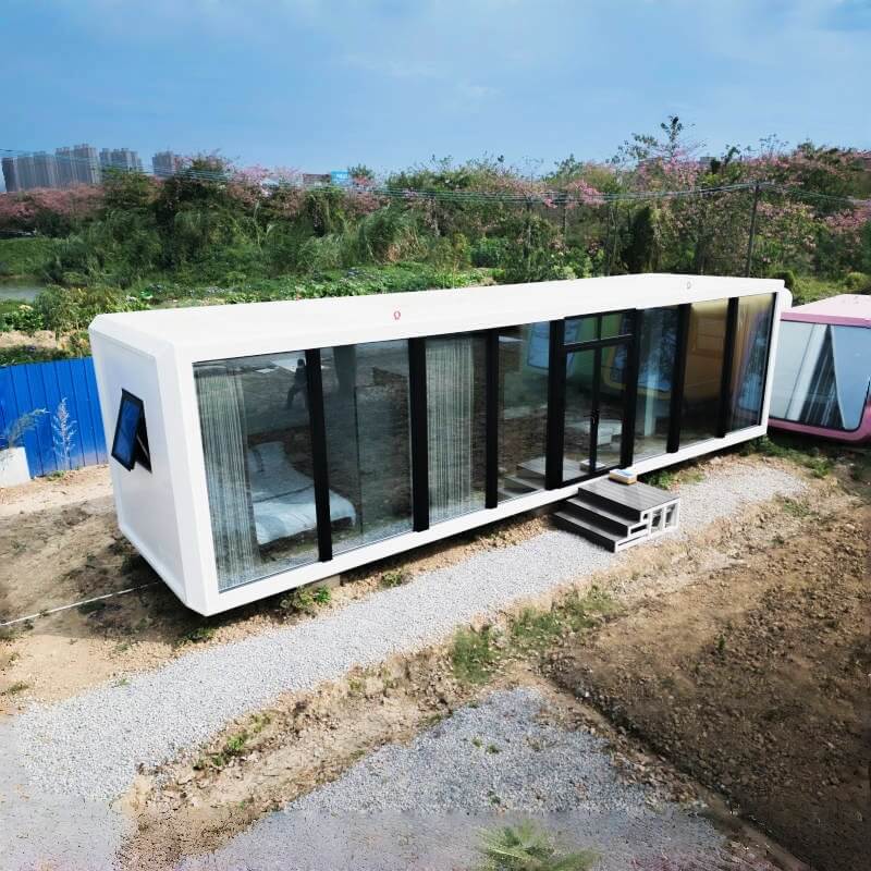 Apple Cabin A2